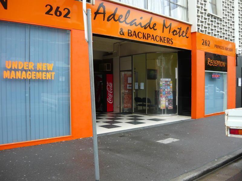 Adelaide Motel & Backpackers Extérieur photo